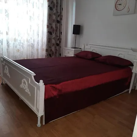 Adi's Apparthotel Constanta